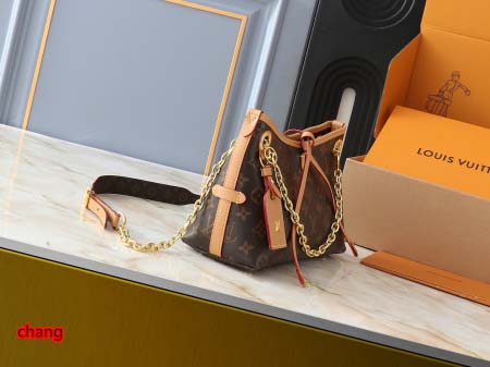 2025年3月16日 ルイヴィトン新品 M13014 M24860  CarryAll BB  Monogram   Monogram 26.0 x 17.0 x 10.0