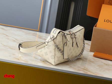 2025年3月16日 ルイヴィトン新品 M13157 M24255 M24114   Hand It All  Bloom   Monogram 29.0 x 18.0 x 13.0