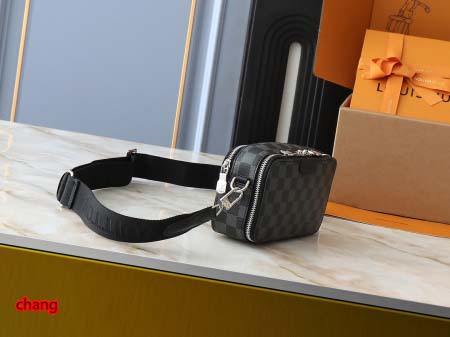 2025年3月16日 ルイヴィトン新品 M81260 M80741 M59161 Alpha Wearable  Monogram Eclipse    18.5×11×6.5cm