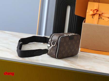 2025年3月16日 ルイヴィトン新品 M81260 M80741 M59161 Alpha Wearable  Monogram Eclipse    18.5×11×6.5cm