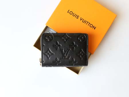 2025年3月17日新品財布M81599 Coussin  Louis Vuitton Monogram  zy工場