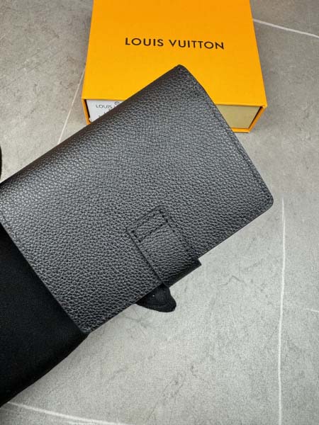 2025年3月17日新品財布M12408 Louis Vuitton zy工場