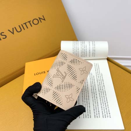 2025年3月17日新品財布M13470  Louis Vuitton Monogram Empreinte zy工場