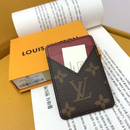 2025年3月17日新品 カードホルダーM12602  Louis Vuitton Monogram Macassar  zy工場