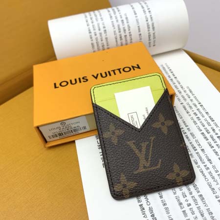 2025年3月17日新品  カードホルダーM12602  Louis Vuitton Monogram Macassar  zy工場