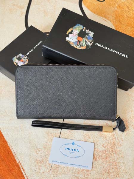 2025年3月17日新品財布PRADA blue  21cmX12cmX2.5cm  zy工場