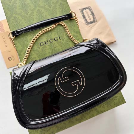 2025年3月17日新品バッグGucci  815715  26x16x8cm   zy工場