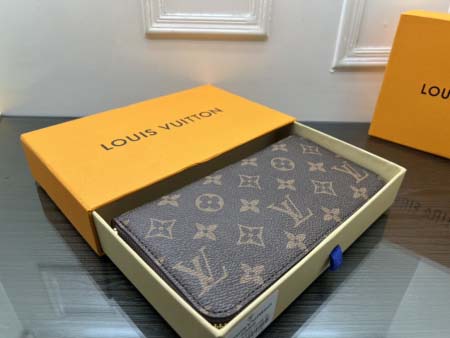 2025年3月17日新作財布Louis VuittonM80857 M60017   SIZE: 19x 12.5x 3.0cm zy工場