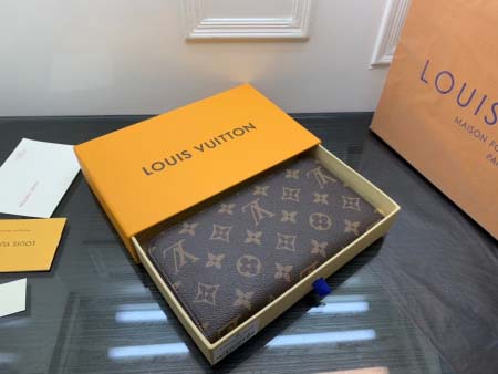 2025年3月17日新作財布Louis VuittonM80857 M60017  SIZE: 19x 12.5x 3.0cm zy工場