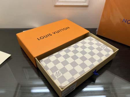 2025年3月17日新作財布Louis VuittonM80857 M60017  SIZE: 19x 12.5x 3.0cm  zy工場