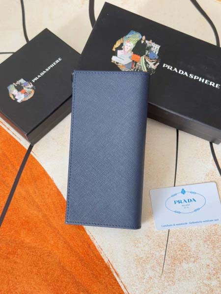 2025年3月17日新作prada 財布 1M2MV836  SIZE:19cm X12cm zy工場