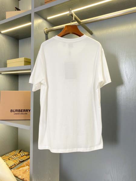 2025年3月19日高品質新作 burberry半袖Tシャツ HoHo工場