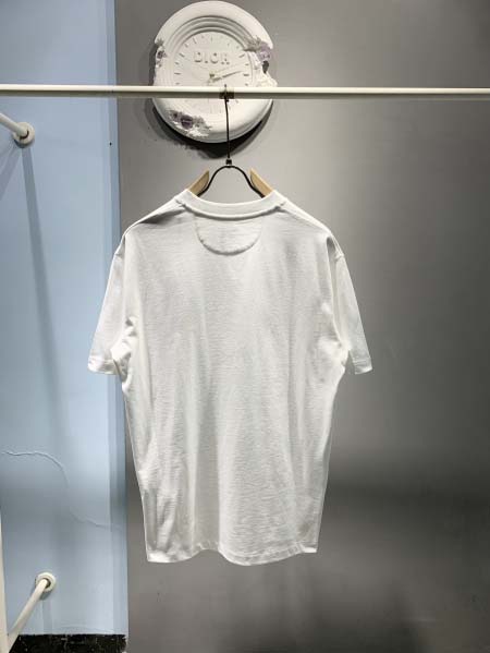 2025年3月19日高品質新作FENDI半袖Tシャツ HoHo工場