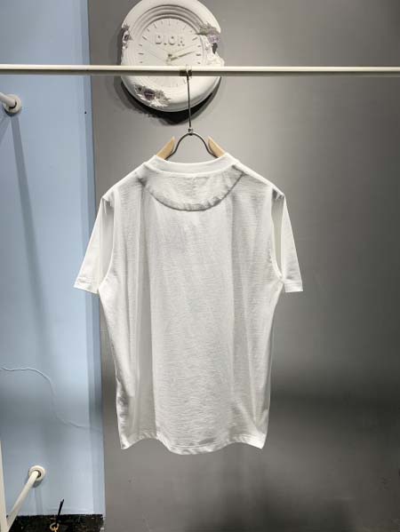 2025年3月19日高品質新作prada半袖Tシャツ HoHo工場