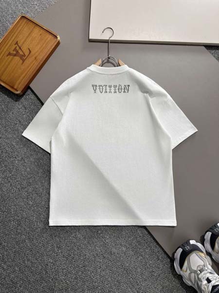 2025年3月19日高品質新作Louis Vuitton半袖Tシャツ HoHo工場