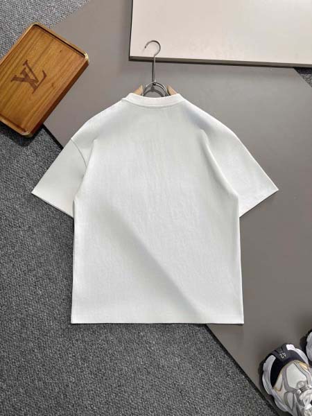 2025年3月19日高品質新作Dior半袖Tシャツ HoHo工場