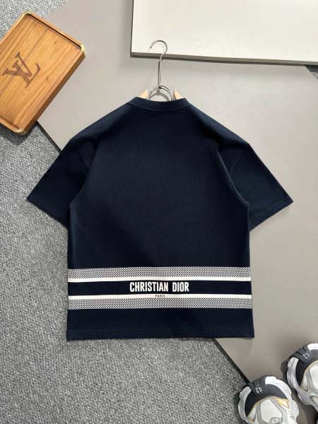2025年3月19日高品質新作Dior半袖Tシャツ HoHo工場