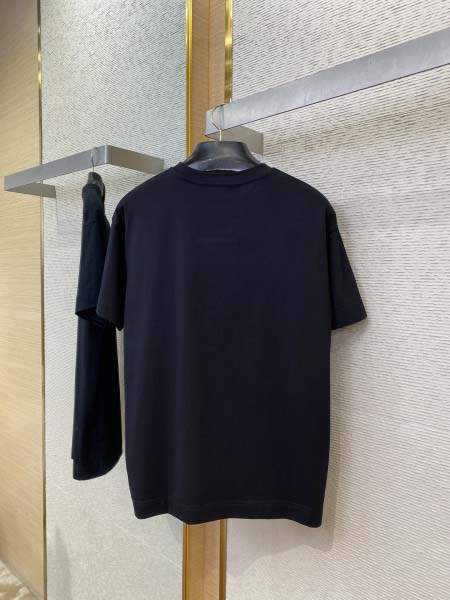 2025年3月19日高品質新作GIVENCHY半袖Tシャツ HoHo工場