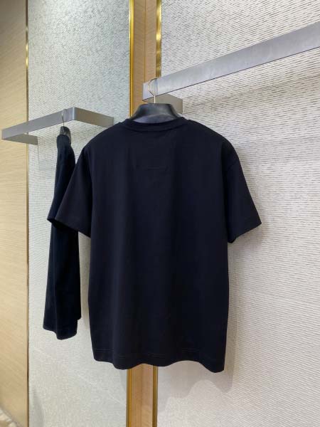 2025年3月19日高品質新作GIVENCHY半袖Tシャツ HoHo工場