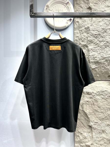2025年3月19日高品質新作Louis Vuitton半袖Tシャツ HoHo工場