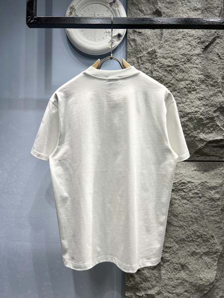 2025年3月19日高品質新作celine半袖Tシャツ HoHo工場