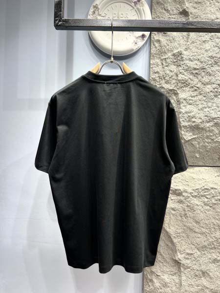 2025年3月19日高品質新作FENDI半袖Tシャツ HoHo工場