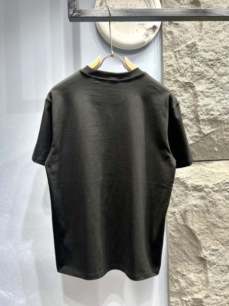 2025年3月19日高品質新作celine半袖Tシャツ HoHo工場