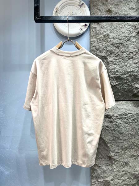 2025年3月19日高品質新作celine半袖Tシャツ HoHo工場