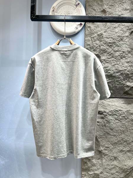 2025年3月19日高品質新作celine半袖Tシャツ HoHo工場