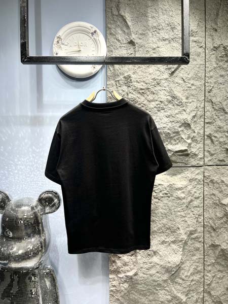 2025年3月19日高品質新作Prada半袖Tシャツ HoHo工場