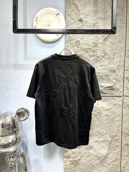 2025年3月19日高品質新作Louis Vuitton半袖Tシャツ HoHo工場