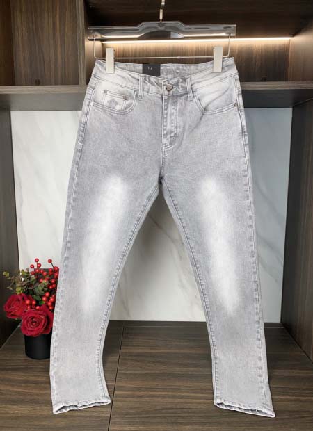 2025年3月21日早春新作Versaceジーパン luols工場