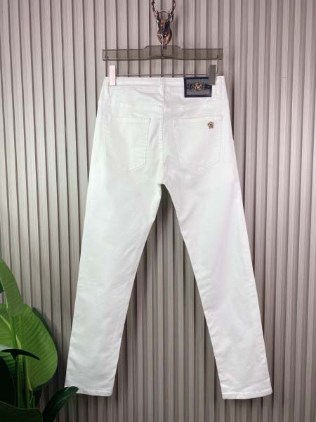 2025年3月21日早春新作Versaceジーパン luols工場