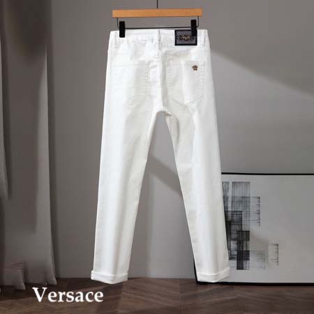 2025年3月21日早春新作Versaceジーパン luols工場