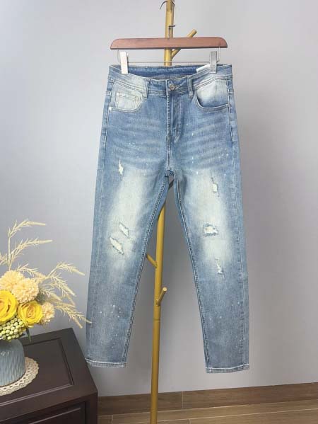 2025年3月21日春夏新作Versaceジーパン luols工場