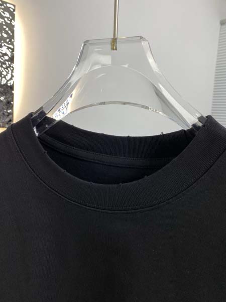 2025年3月24日入荷春夏新作Balenciaga半袖Tシャツ kar工場