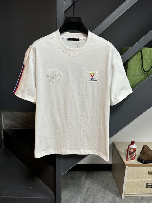 2025年3月26日入荷春夏高品質新作Louis Vuitton半袖 tシャツTF工場