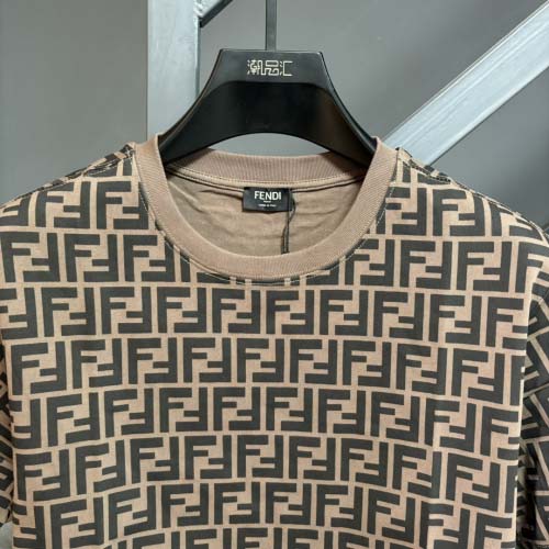 2025年3月26日入荷春夏高品質新作FENDI半袖 tシャツTF工場