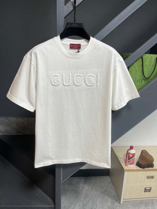 2025年3月26日入荷春夏高品質新作Gucci半袖 tシャツTF工場