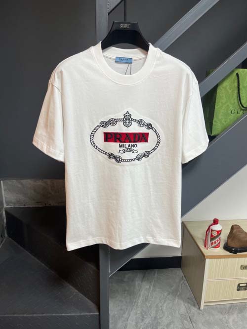 2025年3月26日入荷春夏高品質新作Prada半袖 tシャツTF工場