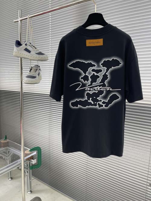 2025年3月26日入荷春夏高品質新作Louis Vuitton半袖 tシャツTF工場