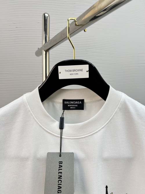 2025年3月26日入荷春夏高品質新作Balenciaga半袖 tシャツTF工場