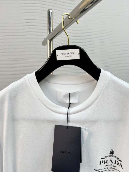2025年3月26日入荷春夏高品質新作Prada半袖 tシャツTF工場