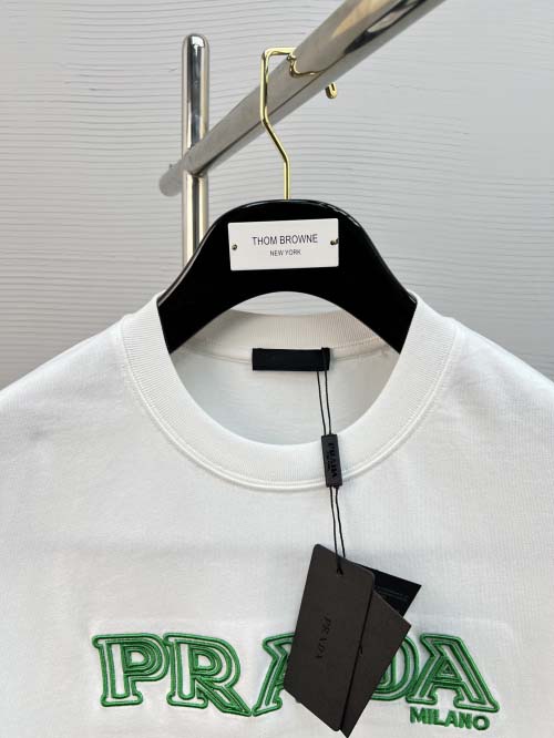 2025年3月26日入荷春夏高品質新作Prada半袖 tシャツTF工場