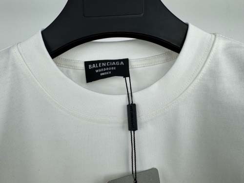 2025年3月26日入荷春夏高品質新作Balenciaga半袖 tシャツTF工場