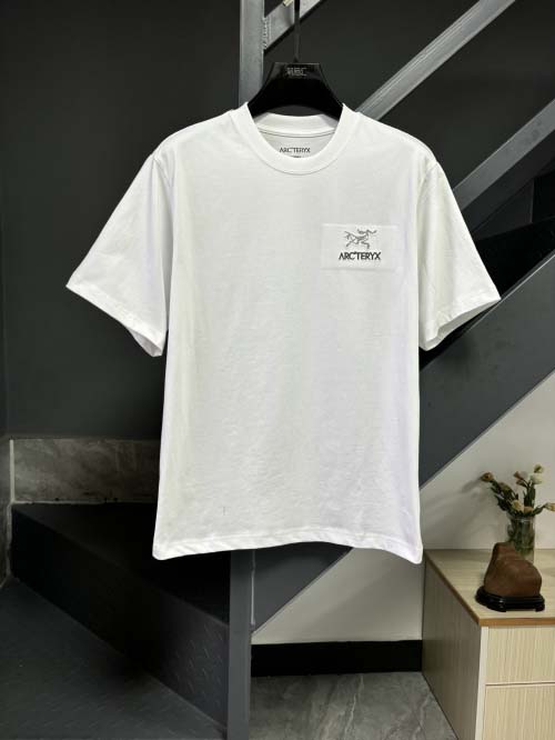 2025年3月26日入荷春夏高品質新作ARCTERYX半袖 tシャツTF工場