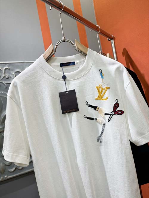 2025年3月27日入荷春夏高品質新作Louis Vuitton半袖 tシャツTF工場