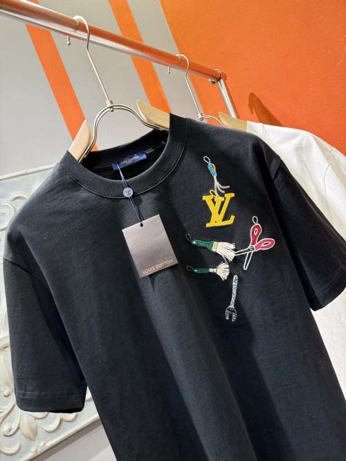 2025年3月27日入荷春夏高品質新作Louis Vuitton半袖 tシャツTF工場