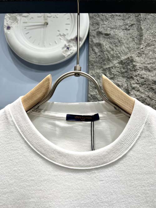 2025年3月27日入荷春夏高品質新作Louis Vuitton半袖 tシャツTF工場
