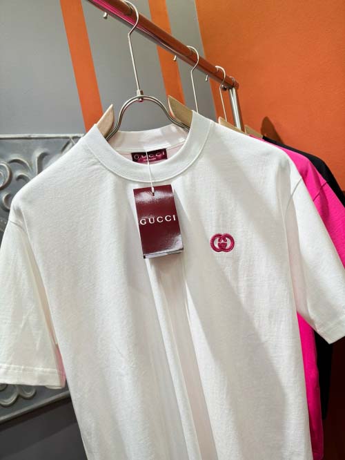 2025年3月27日入荷春夏高品質新作Gucci半袖 tシャツTF工場